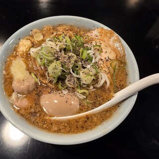 AKEBI_0