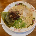 濃厚豚骨 ともちゃんラーメン - 料理写真: