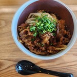 うどんDONGO - 炙り牛肉ぶっかけうどん