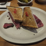 Junior's - CORNED BEEF & PASTRAMI SANDWICH