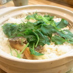 はてなのちゃわん - 鯛の土鍋ご飯　三つ葉　タップリで食べきれず持ち帰り☆♪