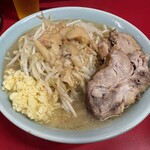 ラーメン二郎 - ラーメン(ニンニク,アブラ,カラメ)