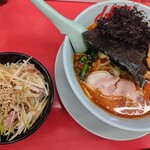ラーメン山岡家 - 料理写真: