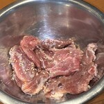 ホルモンとら屋 - かしら 550円+税！