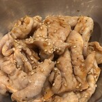 ホルモンとら屋 - 中トロほるもん 450円+税！