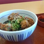 なか卯 - 料理写真:鶏丼　小盛り(￥510)