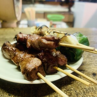 大倉山もつ肉店_1