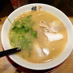 ラーメン横綱 - 料理写真:並(カタ麺)