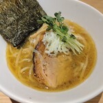 杏と桜 - 料理写真:醤油ラーメン