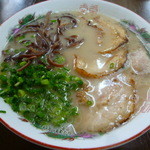 【濃厚チャーシュー麺　８００円】