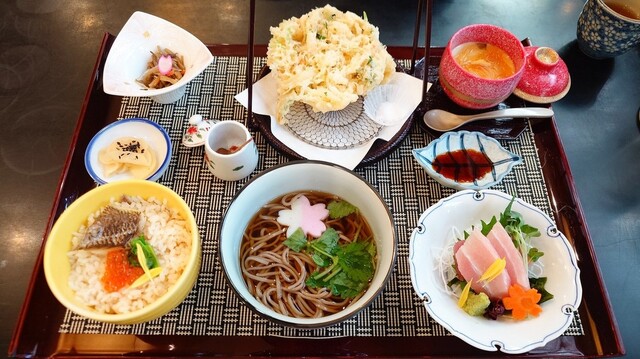 味の旬彩 てん心 - 三崎口/海鮮 | 食べログ