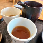 蕎麦正　まつい - ラッコが蕎麦つゆを飲み干して完食していたら、蕎麦湯を手にしたお母様が驚き、『蕎麦つゆを追加でお持ちしましょう』とわざわざ持ってきてくださいました。優しい\(//∇//)\