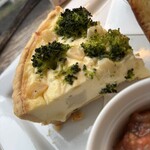 カフェ パンセ - ホタテのキッシュ