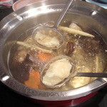 Coca Restaurant - 餃子はお玉でしゃぶしゃぶ