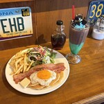 361470415 - ベーコンエッグパンケーキ
                      ニューヨークチョコレートミント