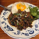 亞細亞食堂サイゴン - 料理写真:ブラックガパオライス