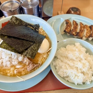 ラーメン山岡家_0