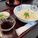 鶏の白石 - 