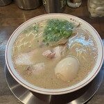 豚骨ラーメン 開王 - 料理写真:味玉ラーメン1,150円