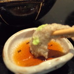 玉笑 - 山葵を載せ、蕎麦汁につけて…