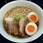 鶴麺 - 【中華そば + 半熟味たまご】￥750 + ￥150 (税別)