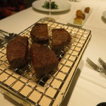 Convivio - お肉の一皿のお肉　七輪で