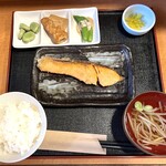 郷土料理 海幸 - 焼魚定食（鮭）