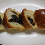 パン工房桜道 - ラムレーズンパン断面