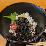 お料理 とみやま - ねぎとろ隠れてるけどちゃんと入ってます♪