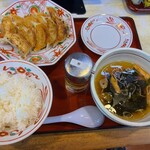一番亭 - 餃子定食