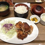 北海道キッチン YOSHIMI - 料理写真:ザンギ定食