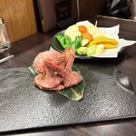 黒毛和牛 焼肉うし雅 - 