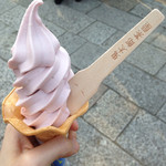 鬼太郎茶屋 - ソフトクリーム 桜 300円