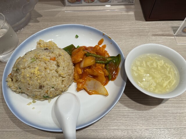 551蓬莱 上本町近鉄店 （551HORAI） - 大阪上本町/肉まん | 食べログ