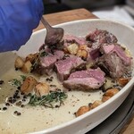 ラムラック東京 - ラムランプのグリル　仕上げ中♡