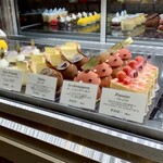シェ・シバタ - 