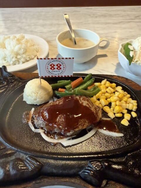 ステーキハウス88 国際通り西口店 - 県庁前/ステーキ | 食べログ