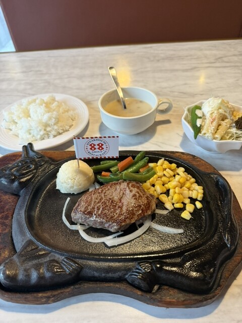 ステーキハウス88 国際通り西口店 - 県庁前/ステーキ | 食べログ