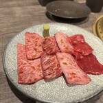焼肉とみ - 左からともさんかく、かいのみ、フランク、しんしん