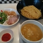 つけめん　海老辛味