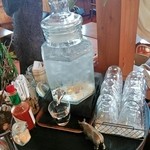 コージーハット - お水はセルフです 2015.03.