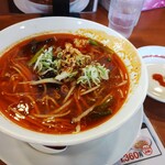 幸楽苑 - 料理写真:会津レッド830円+唐辛子10円