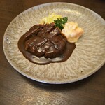 金鯱山 - ビーフカツ