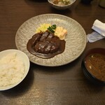 金鯱山 - ビーフカツ