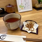 手打ち蕎麦山ざき - 蕎麦茶 ＆ 揚げそば
