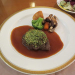 FLORE - ＊牛ロース肉の香草パン粉焼き