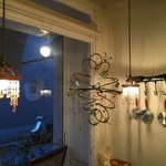 ANGIE - 入り口の飾り