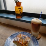 アミジョク - アイスカフェオレと不知火とチョコのカップケーキ