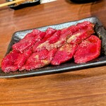 熟成豚ホルモン えいじ - 