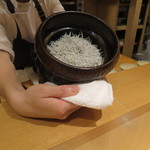 神保町 傳 - 食事：しらすセルバチコご飯、唐墨ご飯